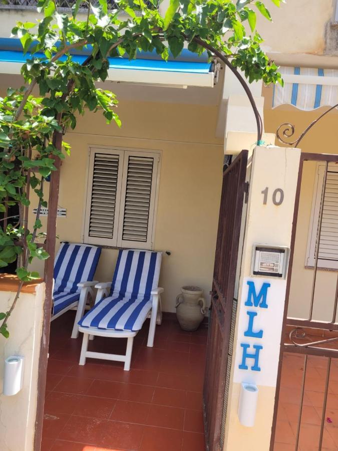 My Little House: Seaside Apartment with Patio and Parking Tropea Exterior photo